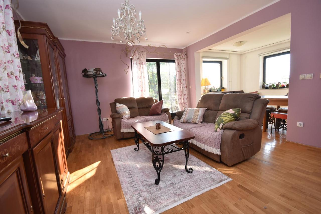 Apartmaji Lejardin Škofljica Exterior foto